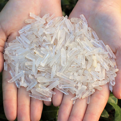 Small Quartz Points, 0.25" - 1.25"/0.64cm - 3.17cm Raw Needle Matchstick Clear Crystals